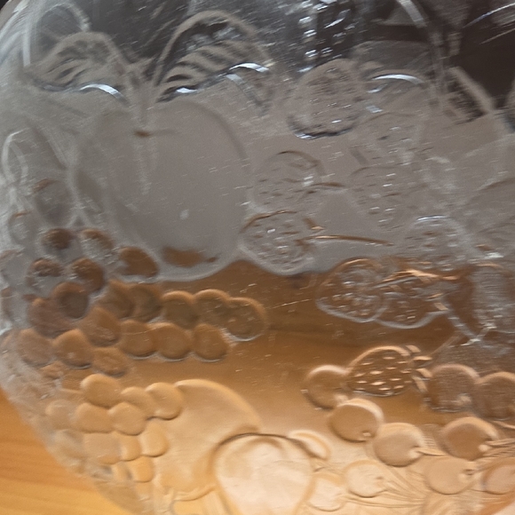 Clear Glass Fruit Embossed Plate - Picture 4 of 6